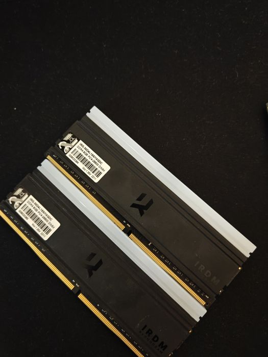 GOODRAM IRDM RGB 2x8GB DDR4 3600MHz 18cl