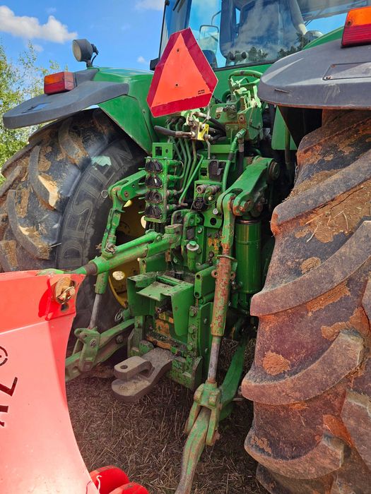Ciągnik John Deere 7730