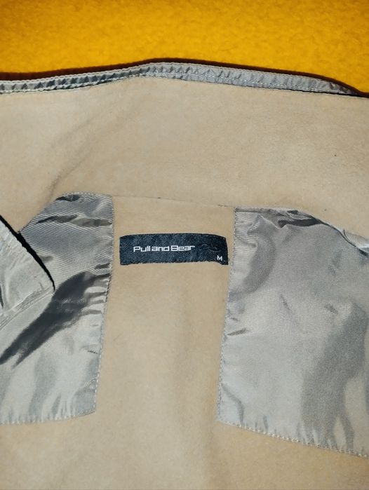 Vendo dois blusões de homem M em bom estado (ofereço um terceiro)