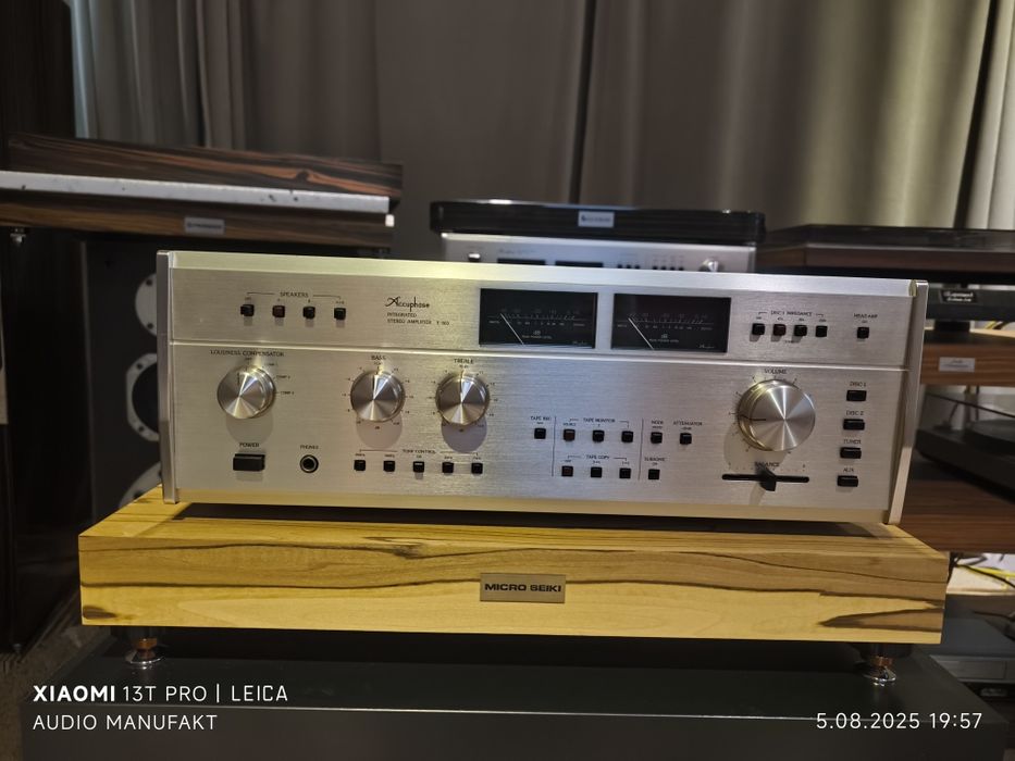Thorens / Luxman/Pioneer.