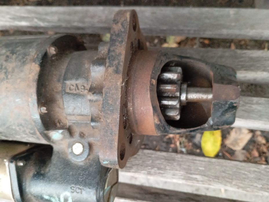 Продам стартер каттерпилер