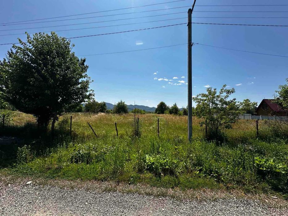 Продається земельна ділянка в смт. Буштино