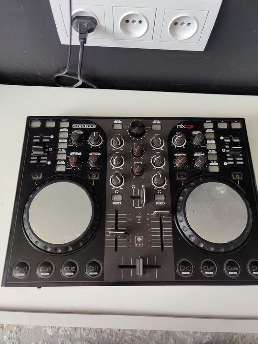 Професійний DJ Reloop Mixage Interface Edition USB MIDI controller