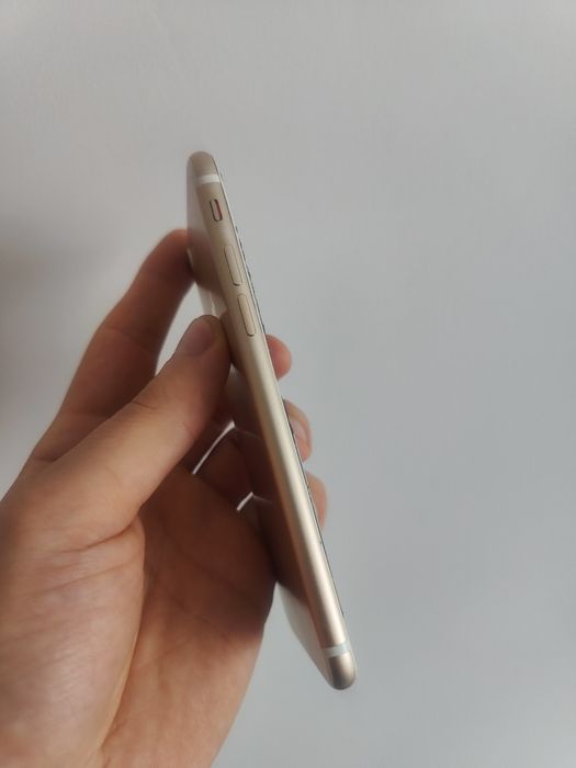 Iphone 7 (на запчастини)