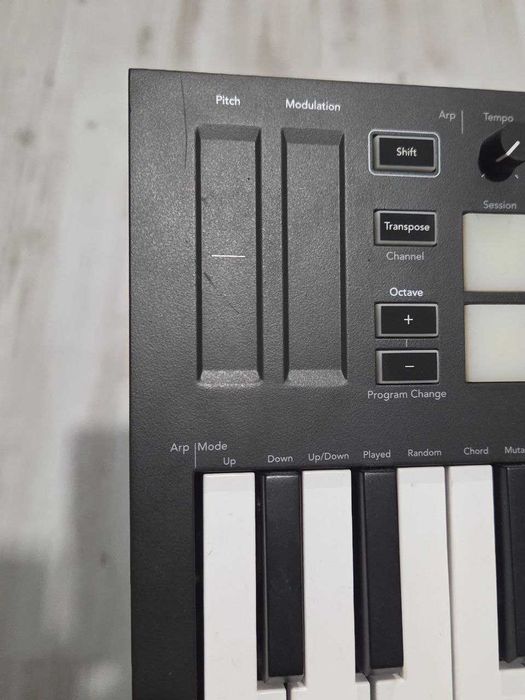 Novation Launchkey Mini MK3 (Gwarancja)