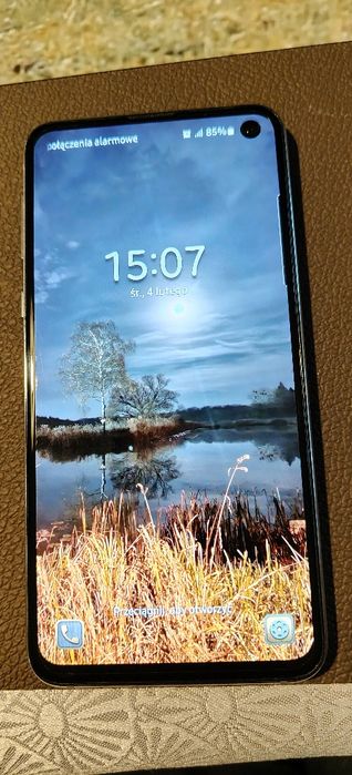 Smartfon Samsung S10e