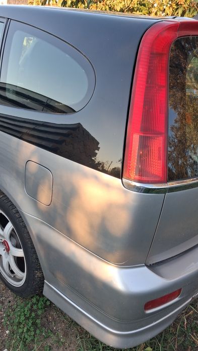 Honda stream 2.0 DOHC  i-vtec (rn3) — photo 4