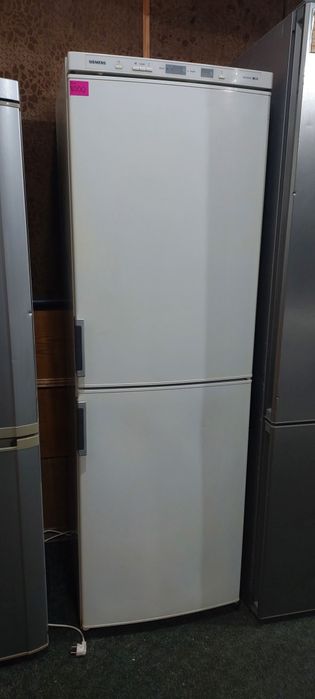 Холодильник Siemens виробник Німеччина
