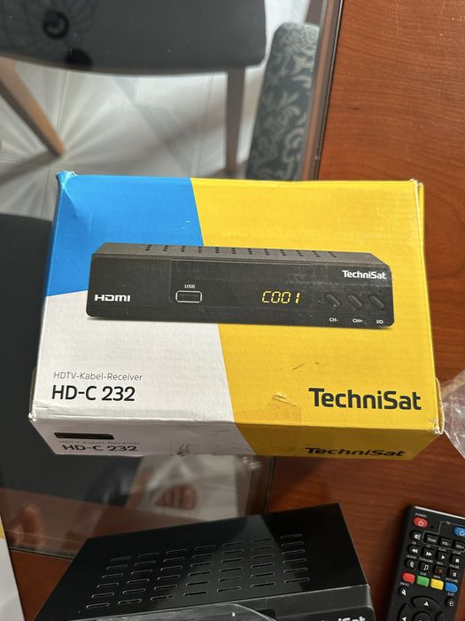 TechniSat HD-C 232, um receptor/tuner de TV a cabo digital (DVB-C) em HD.