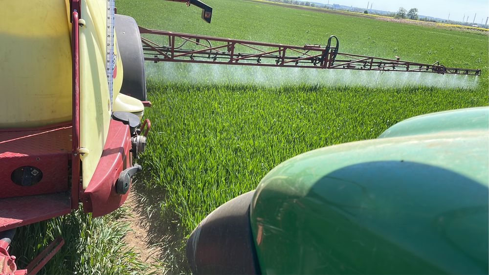 Siew MZURI Strip-till ładowarka oprysk prasowanie talerzowanie itp