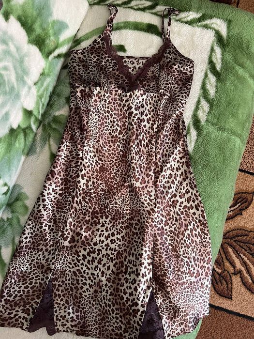 Нічна леопардова сорочка нова М