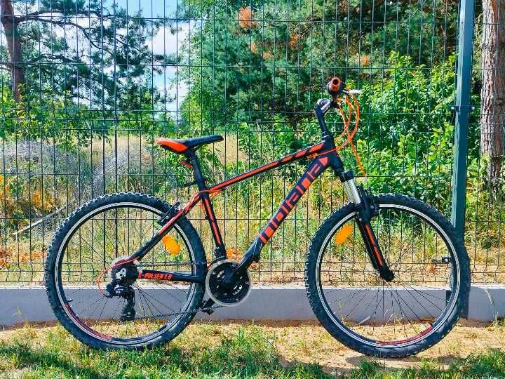 Rower Indiana czarno czerwony dla dzieci