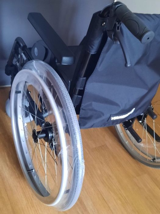 Продам инвалидное кресло Vermeiren V500 Active (новое)