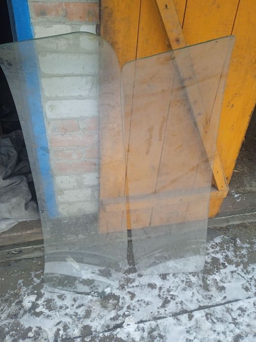 Лобове та заднє стекло, Москвич Іж 412