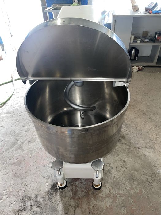 Тестомес KEMPER на 85 л.