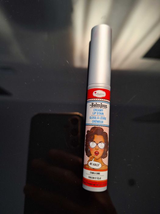 Kremowa pomadka do ust Ni Hao The Balmjour