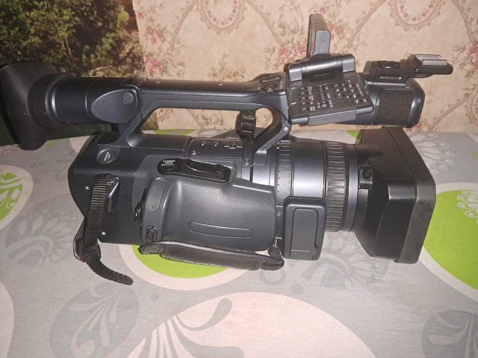 Видеокамера Sony HDR-FX1E + аксесуары