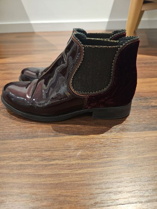Botas bordeaux com veludo