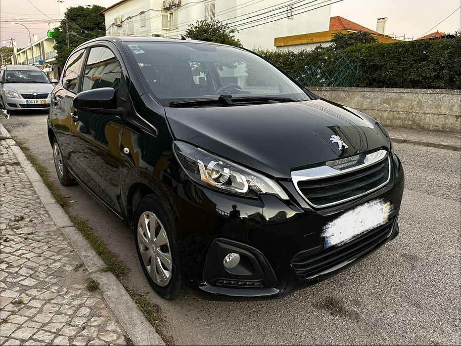 Peugeot 108 1.0 a Gasolina | 2017 | Económico | AC | Caixa Manual