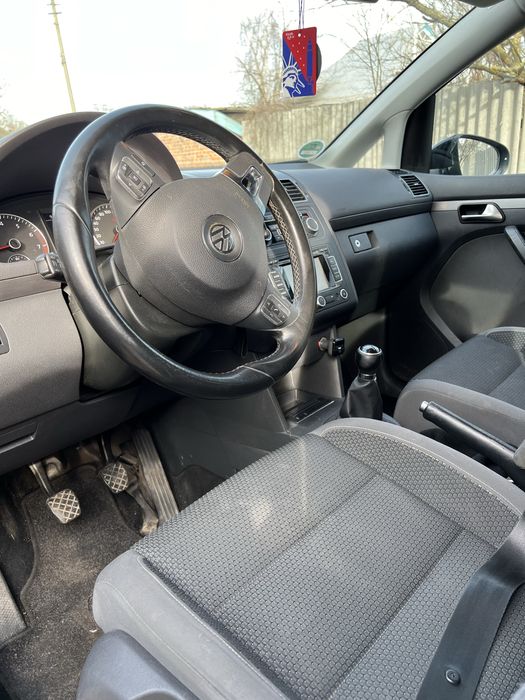 Продам гарний автомобіль