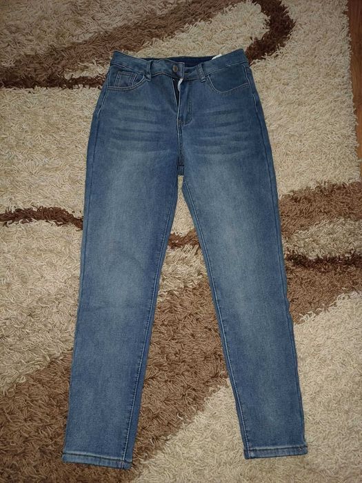 Джинси утеплені нові