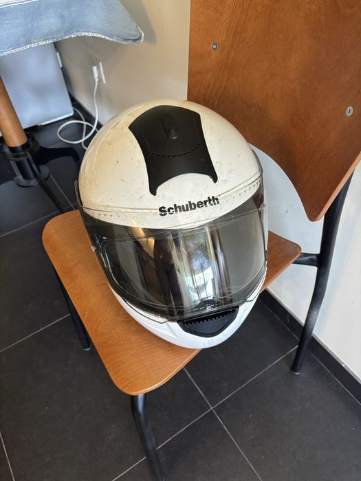 Capacete Schuberth usado