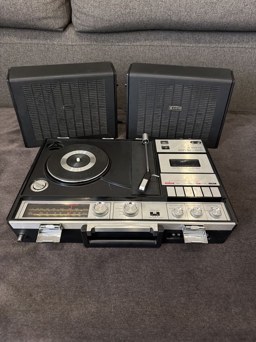Музичний центр Sanyo g2612n