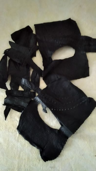 Кусочки кожи и меха