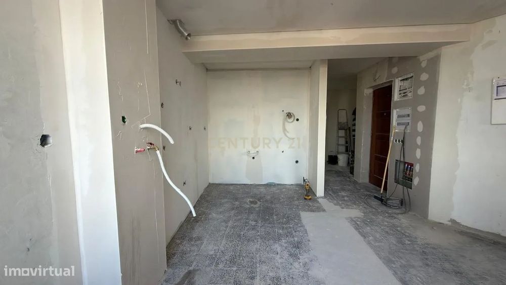Apartamento T2 totalmente Remodelado