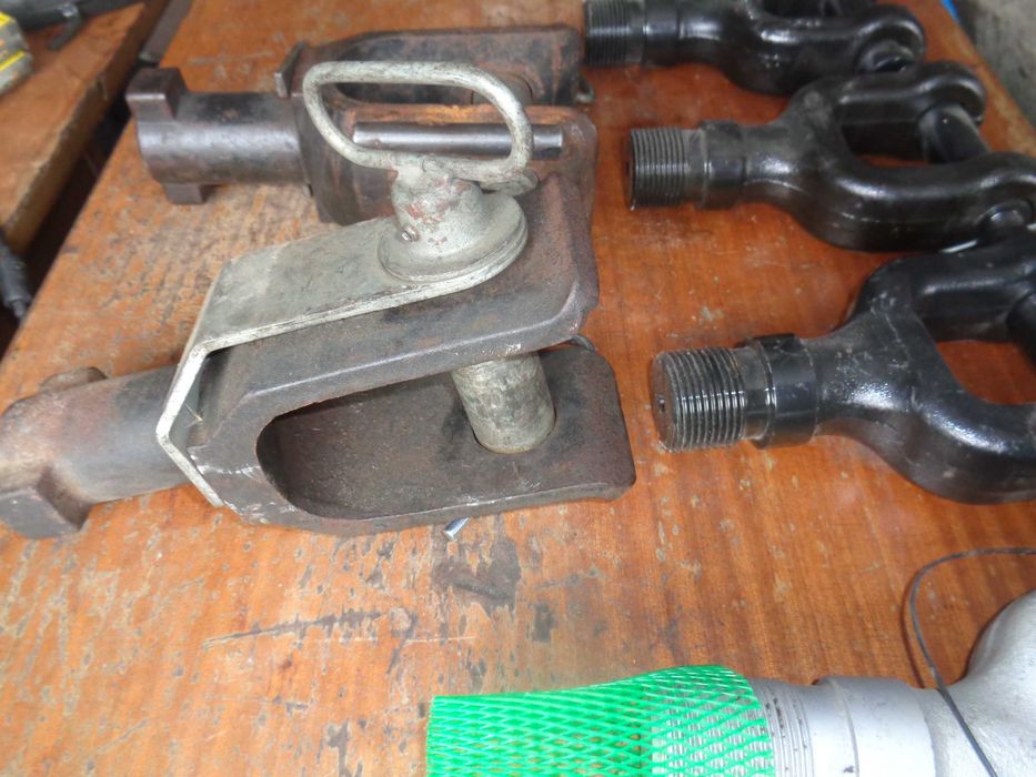 Hak holowniczy zaczep przedni MAN