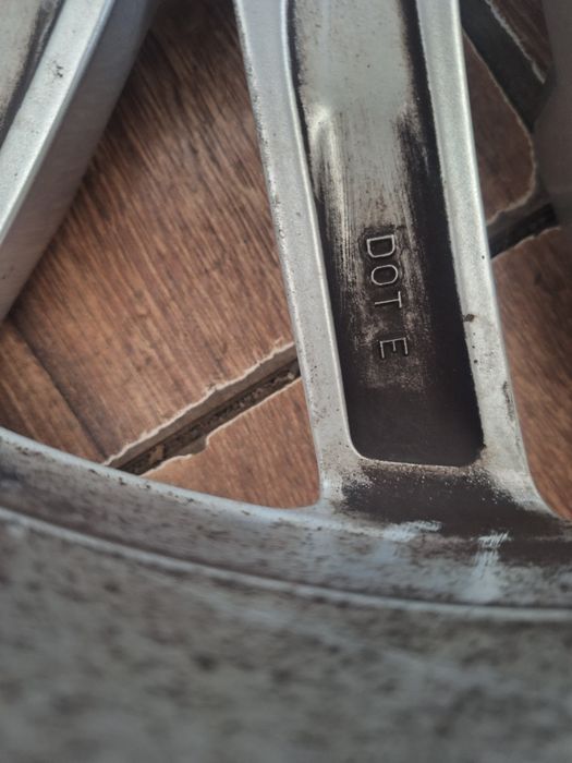 Продам заводські диски на  VW .Audi .Mercedes  19 радіус 5X112 R 19  в супер стані.Чехія