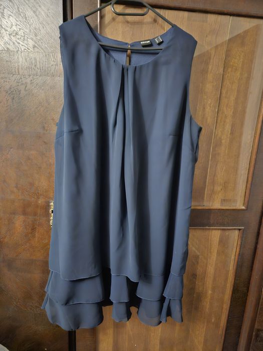 Sprzedam sukienke rozmiar 50