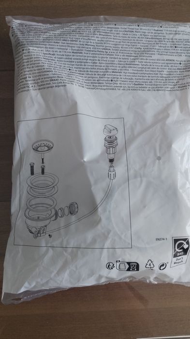 Syfon do zlewu z automatycznym korkiem