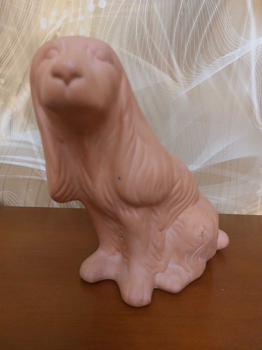 Gipsowa figurka do ogrodu cocker spaniel
