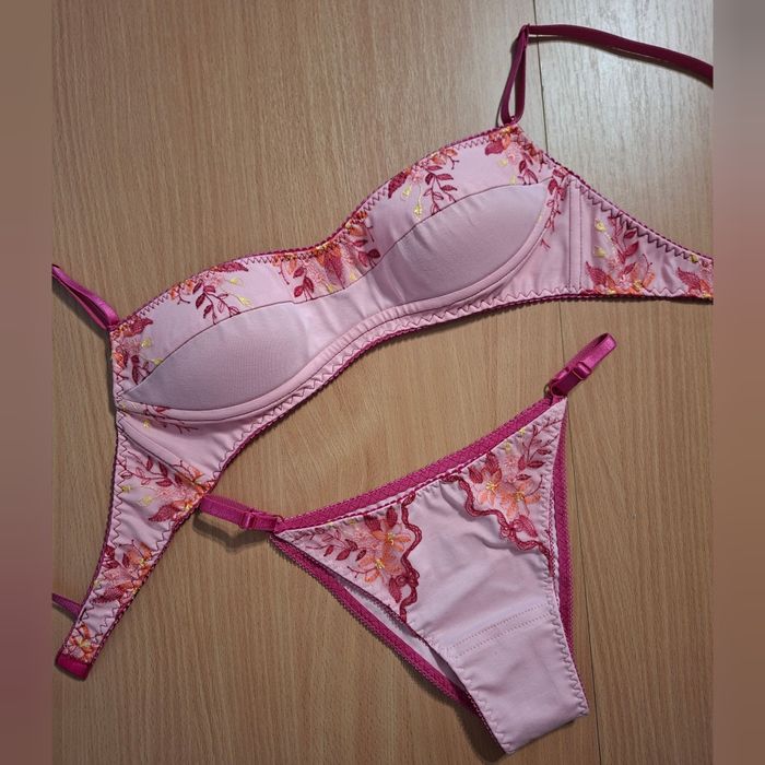 Комплект білизни