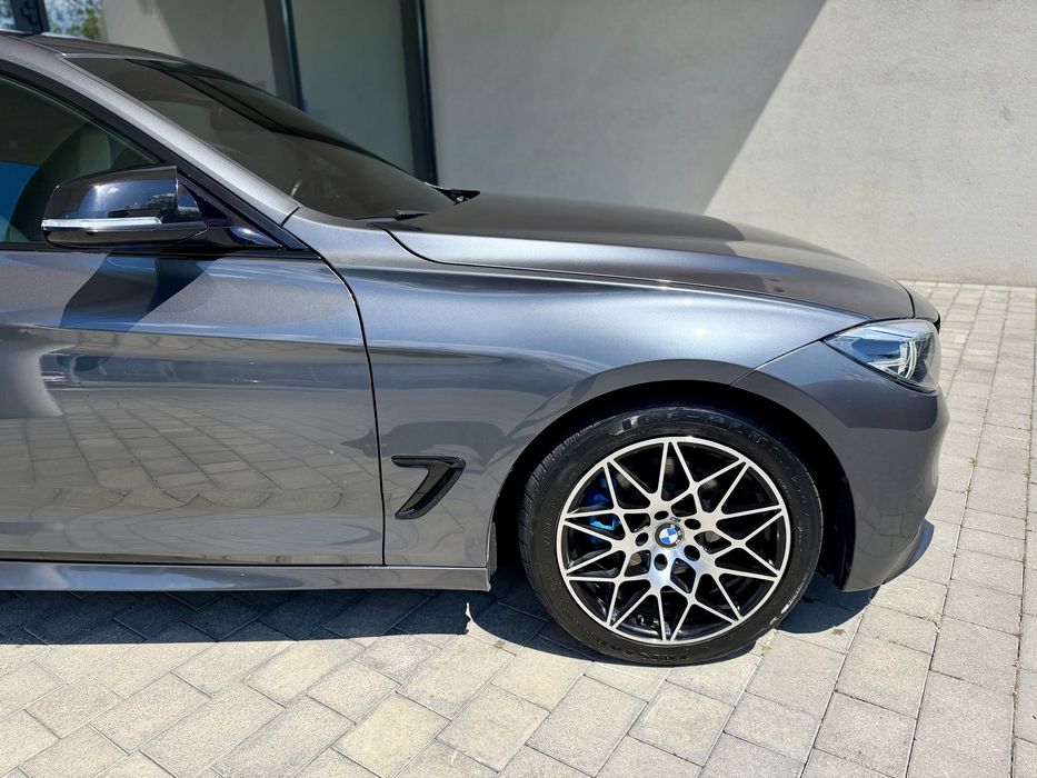 BMW 330i xDrive GT 2017 на двигуні B серії