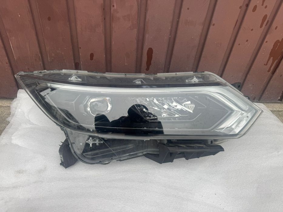 Lampa FULL LED Prawa Prawy Przód Nissan Qashqai II  J11 LIFT