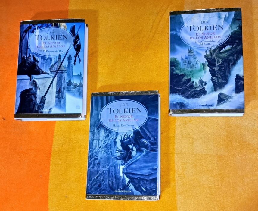 Edição de colecionador de O Senhor dos Anéis, de Tolkien