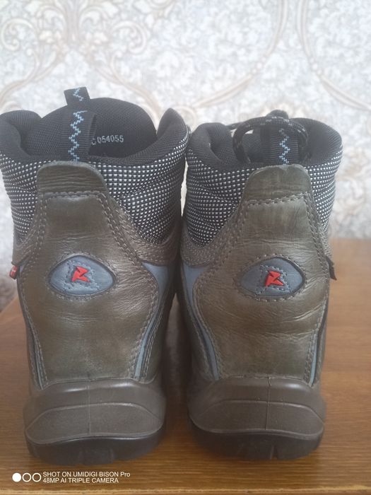 Шкіряні ботинки ECCO