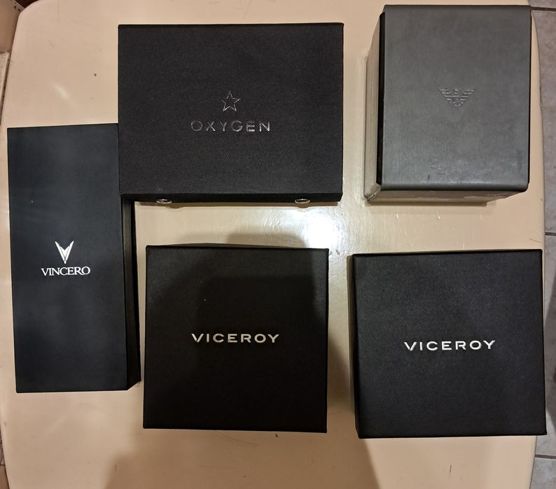 Caixas de relógios, Empório Armani, Viceroy, Vincero, Oxigen.