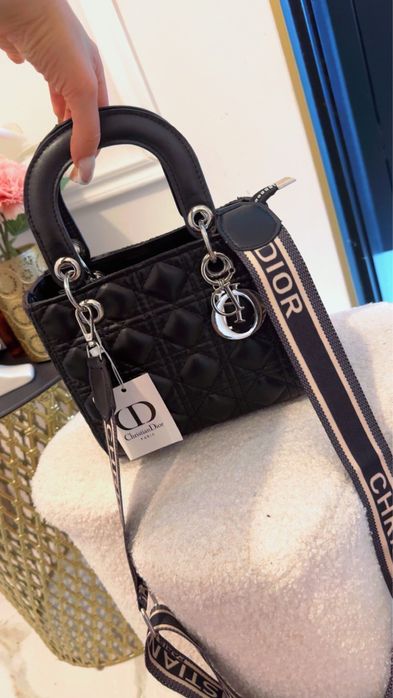 Torebka Christian Dior czarna pasek do reki