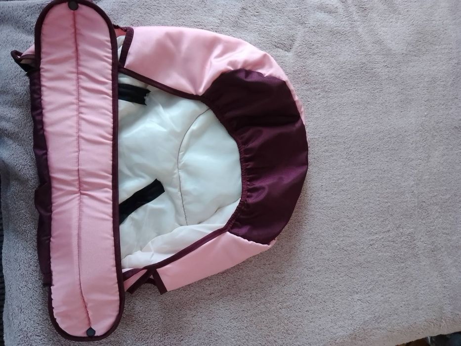 Коляска для дівчаток