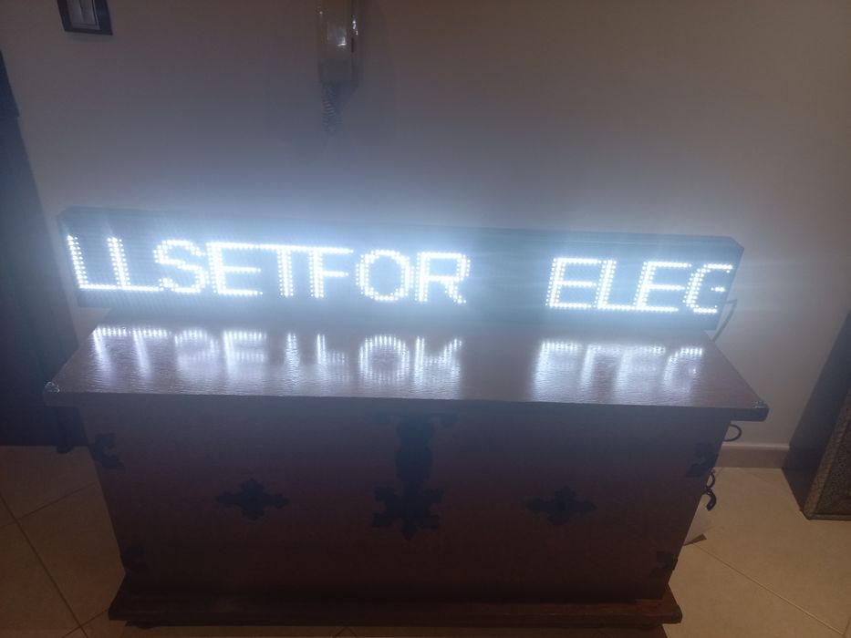 Luminoso Lacoste (Novo)