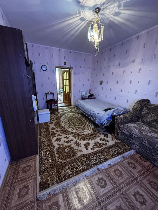 Продаж будинку Кагарлик.