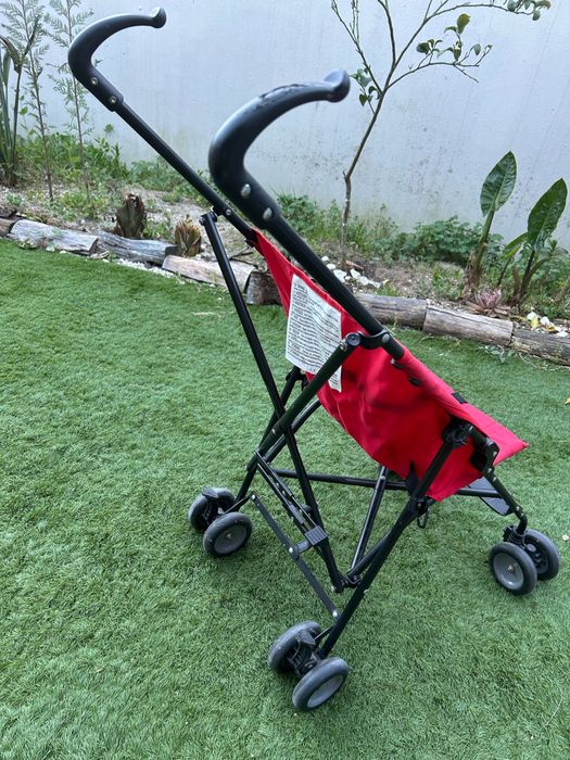Carrinho de passeio em otimo estado