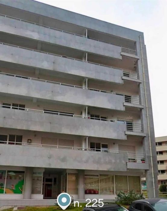 Arrendo garagem fechada - Guimarães