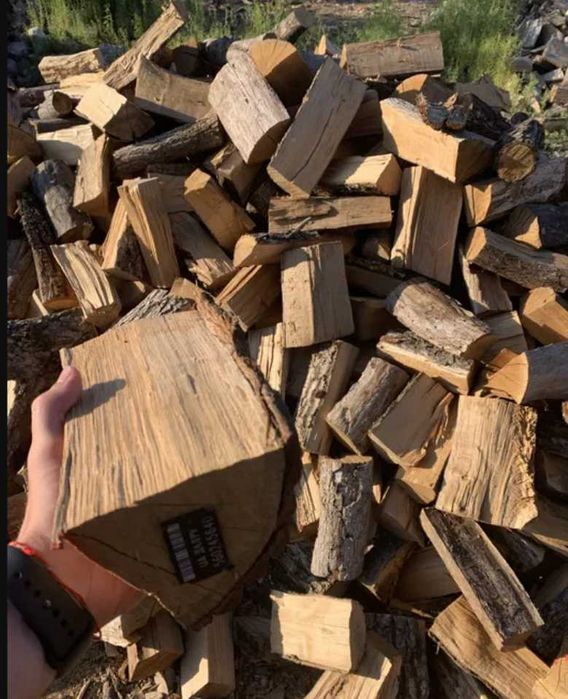 Продам колотые/метровые ДРОВА Акация ДУБ ЯСЕНЬ МЕШАНКА Тополь/Доставка