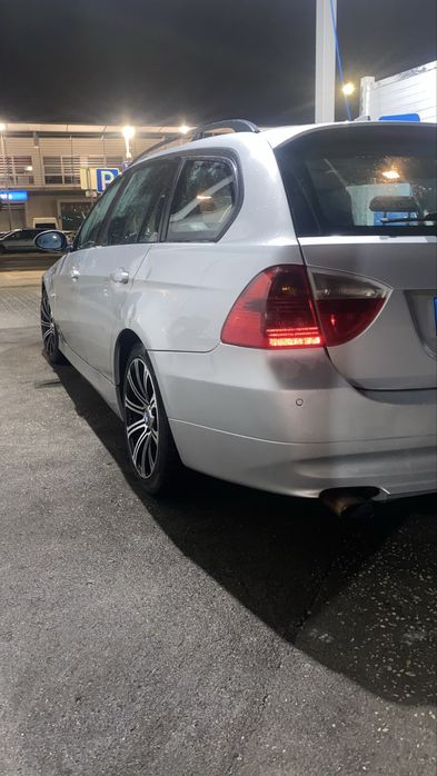 BMW 320 em bom estado geral