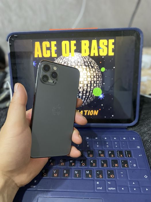 Продам  iPhone11 Pro Стан нового