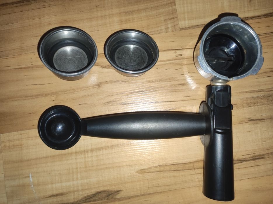 Ekspres ciśnieniowy do kawy SilverCrest SEM 1100 A2